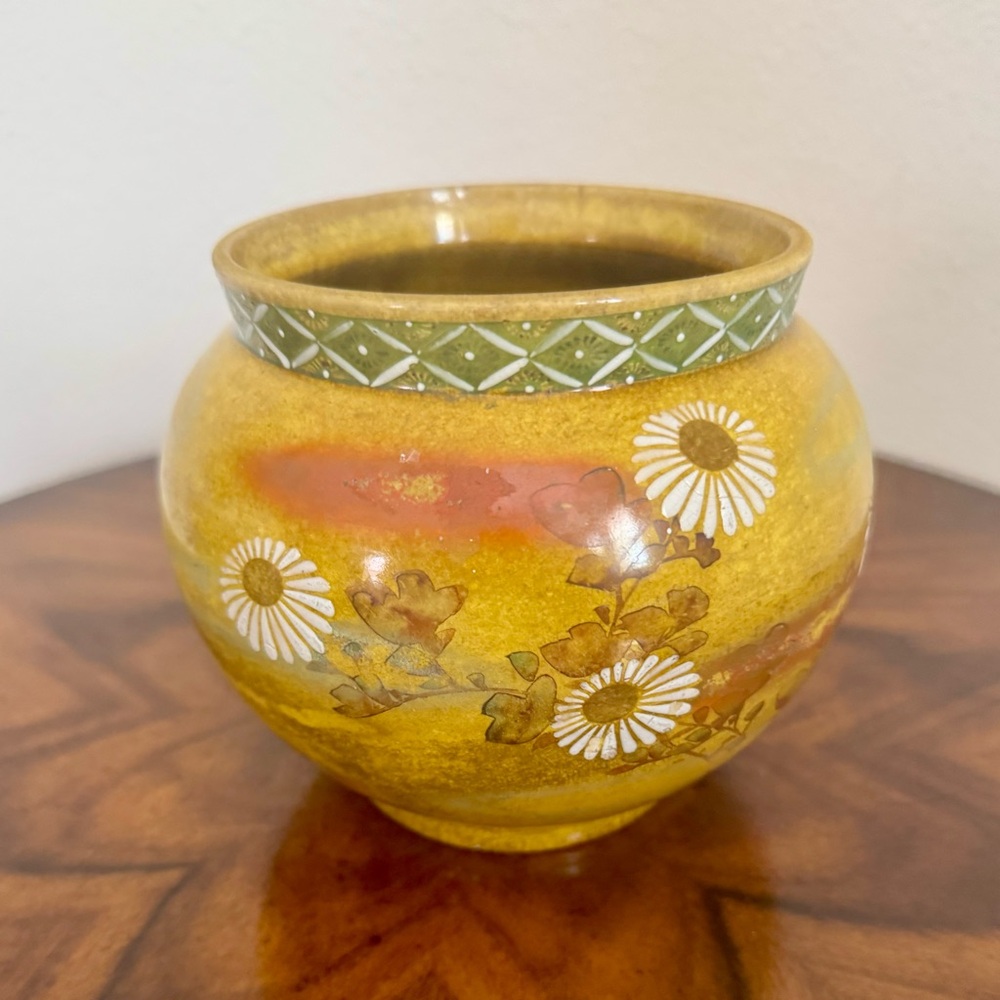 Antique Japanese Ceramic Planter Hand Painted Floral Decoration 5 1/2” - Picture 3 of 12